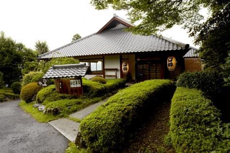 Karasuyamajo Country Club Hotel ภายนอก รูปภาพ