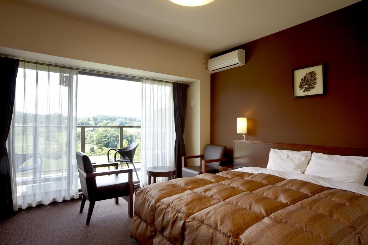 Karasuyamajo Country Club Hotel ภายนอก รูปภาพ
