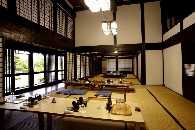 Karasuyamajo Country Club Hotel ภายนอก รูปภาพ