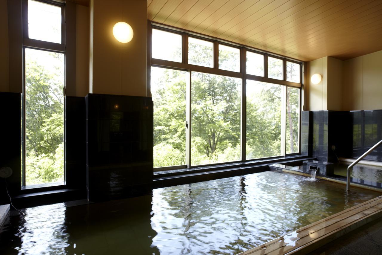 Karasuyamajo Country Club Hotel ภายนอก รูปภาพ